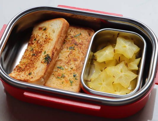 Is a tiffin box Just a Food Carrier — Or a Lowkey Life Upgrade You Didn’t Ask For? tiffin box