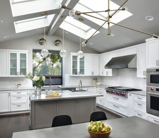 Creative Ways to Blend Indoor and Outdoor Living Spaces home remodeling santa clara