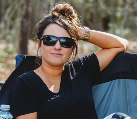 Choosing Sunglasses That Keep Up With Movement, Sweat, and Sun running sunglasses