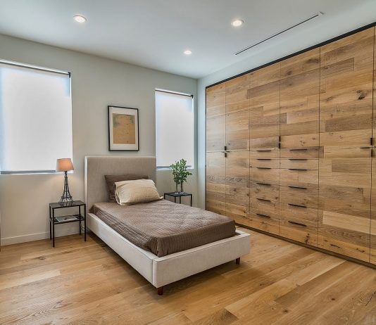 Best Flooring Materials for Homes Near the Santa Monica Coast flooring services in Santa Monica