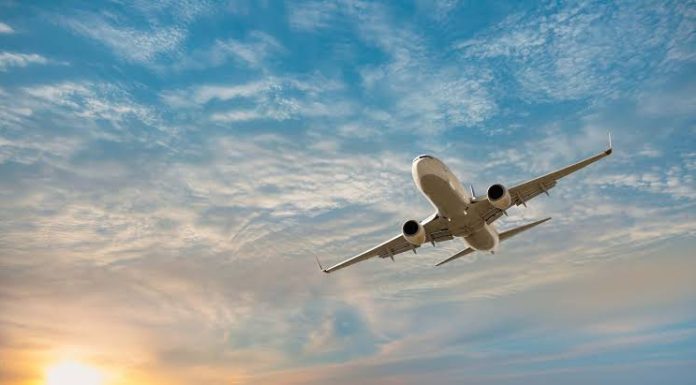 Why More Malaysians Are Booking Flight Tickets Online KL to Surabaya flight ticket