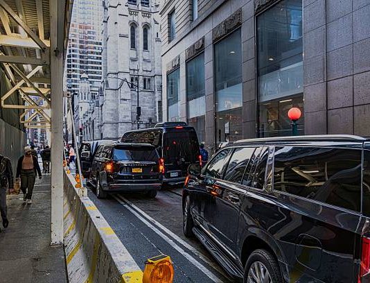 Luxury Transportation for Airport and Executive Travel in New York Black Car Service New York
