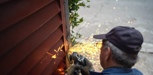 How to Choose the Right Driveway Gate for Your Property Driveway Gate