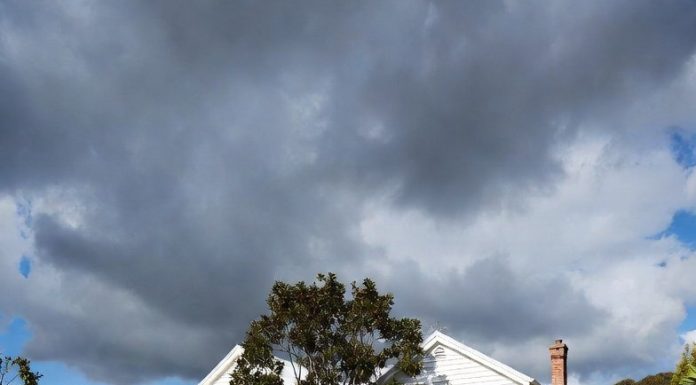 What are the main options for handling household junk removal in Hobart and surrounding areas of Tasmania? Hobart Rubbish Removal