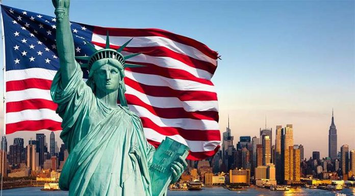 The Remote Worker’s Guide to Never Losing Signal Across Borders data plan for the US ready before you fly